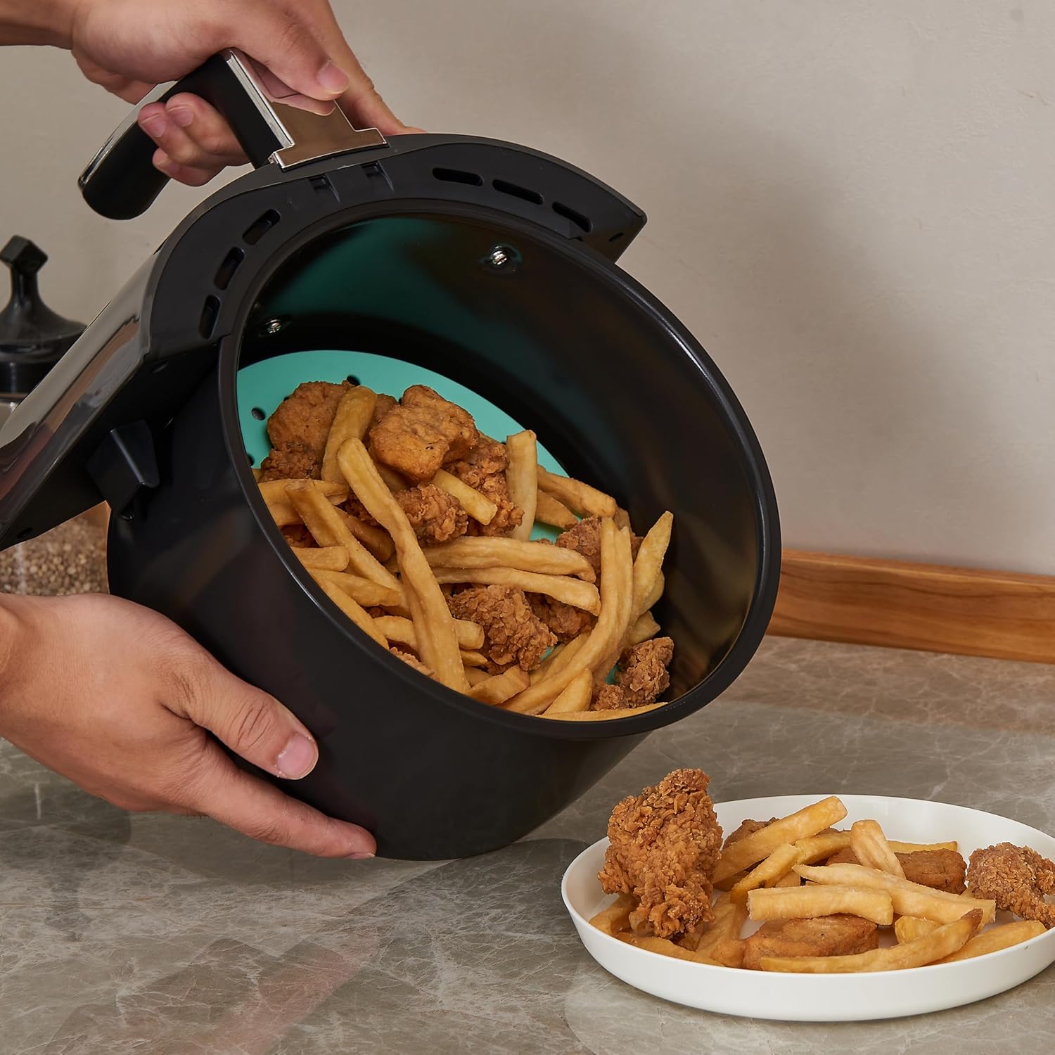 7.5 in round - Reusable Air Fryer Silicone Liners - Pack of 3 Round & Flexible Air Fryer Liner Mats for Ninja AF101 4QT, Non Stick Non Slip & Waterproof Silicone Fryer Tray for Oven