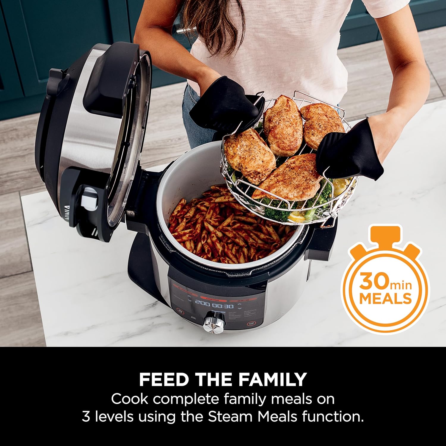 Ninja Foodi MAX 15-in-1 SmartLid Multi-Cooker 7.5L with Digital Probe, Electric Pressure Cooker & Air Fryer, Slow Cook and more, Cooks 6 Portions, Stainless Steel/Black OL750UK
