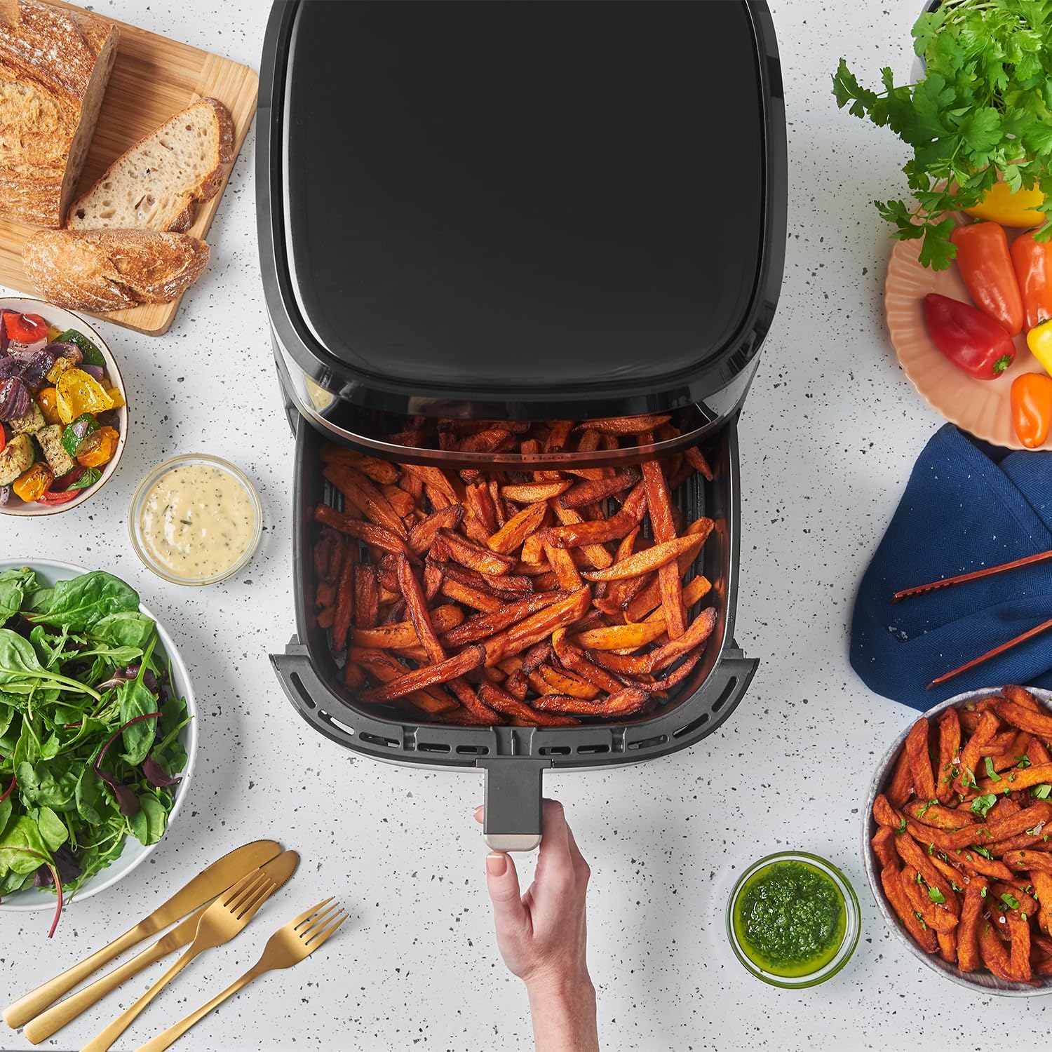 Russell Hobbs Air Fryer 8.3L, 9 Programs, Oil Free Cooking, Rapid Air Technology, Touchscreen, Auto Shut-Off, Keep warm, Roast, Bake, Grill, Dishwasher safe parts, Max 200℃, 1800W, Satisfry 27630