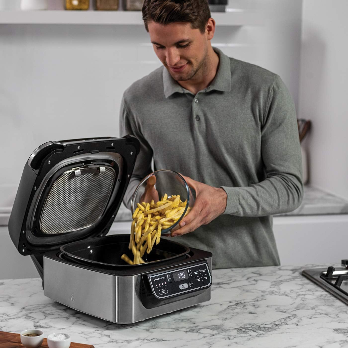 Ninja Foodi Grill & Airfryer, 5.7 L Hot Air Fryer, Air Fryer, Dishwasher Safe Parts, 5-in-1, Black/Silver AG301EU