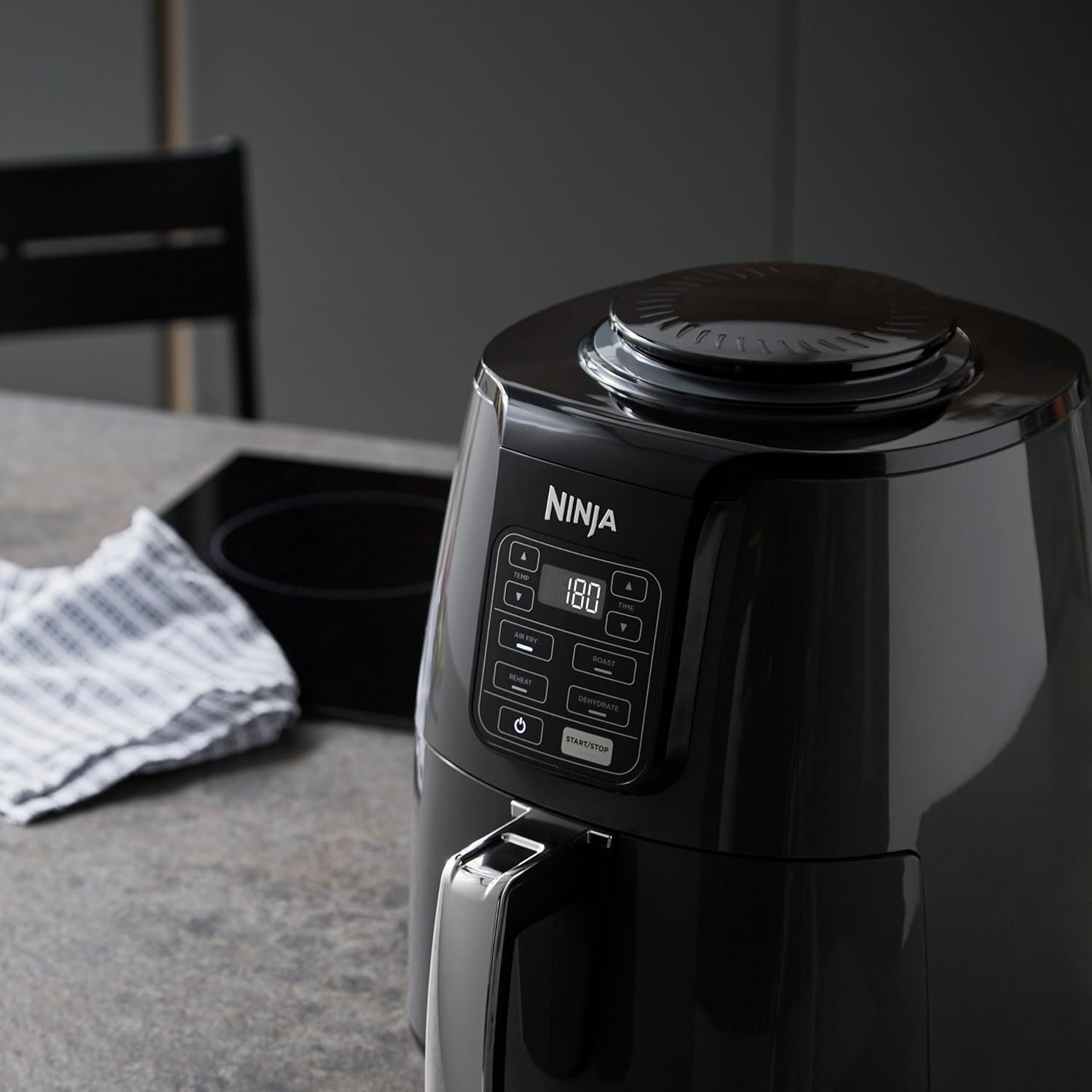 Ninja Air Fryer, 3.8L, 4-in-1, Uses No Oil, Air Fry, Roast, Reheat, Dehydrate, Non-Stick, Dishwasher Safe Basket, Cooks 2-4 Portions, Digital, Grey & Black, AF100UK