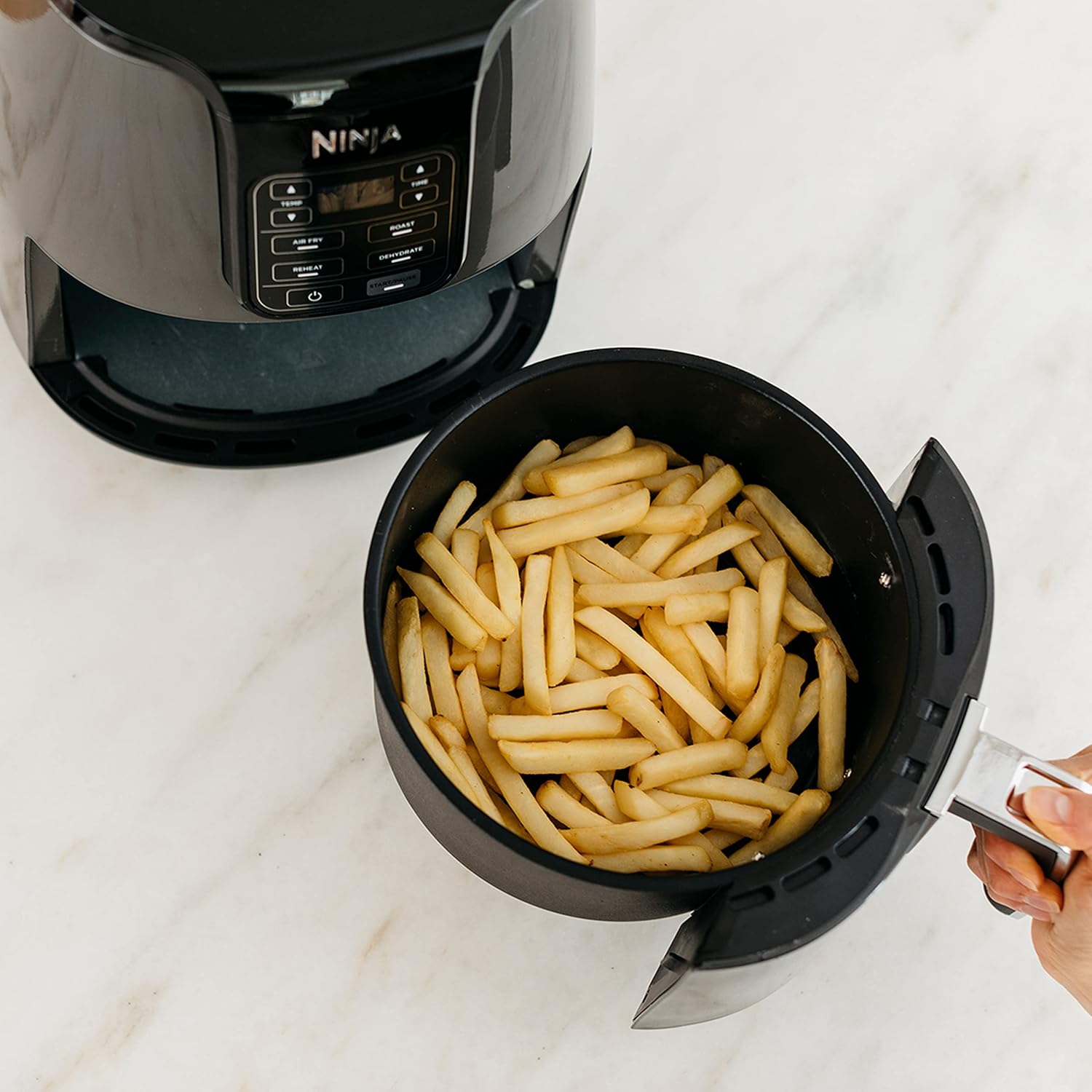 Ninja Air Fryer [AF100EU] 4 Cooking Modes, Air Fry, Roaster, Reheating, Dehydrating, Non-Stick Ceramic, 3.8 L, 1550W, Grey/Black